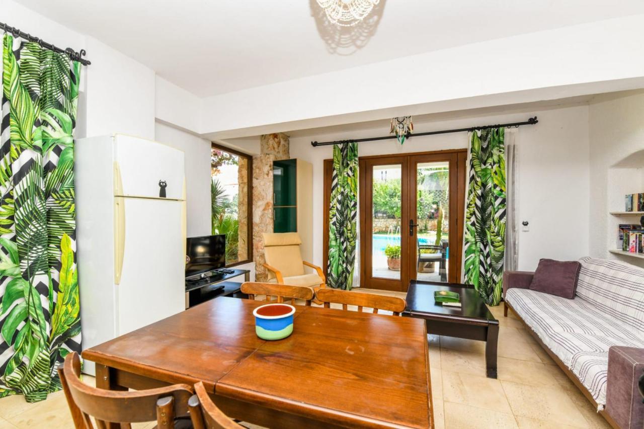 Duplex House With Shared Pool Near Beach In Kalkanアパートメント エクステリア 写真